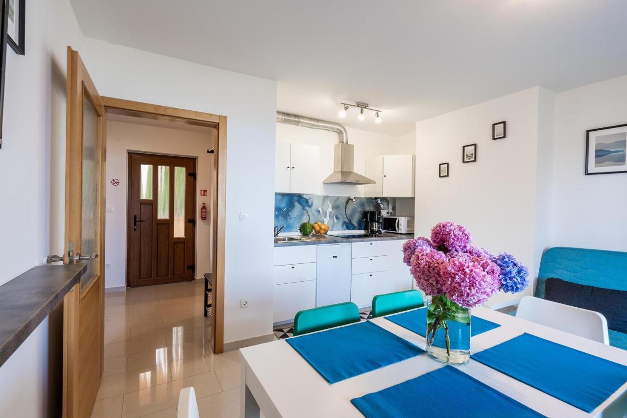 Downtown Apartments Dorian And Nadia โอปาติยา ภายนอก รูปภาพ